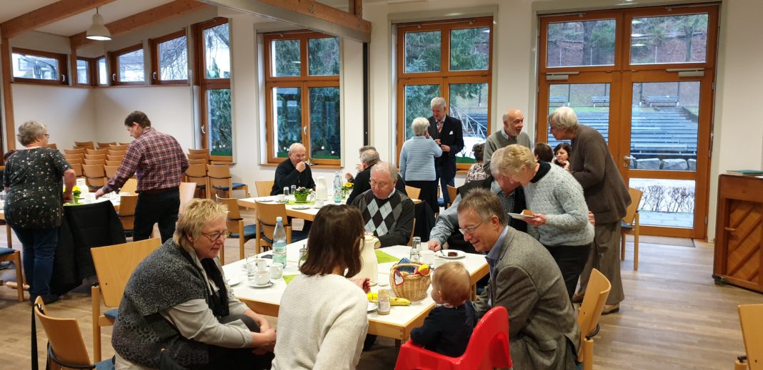 Der Ehrenamtlerdank gilt auch dem lockeren Austausch untereinander. Foto: Sascha von Gerishem