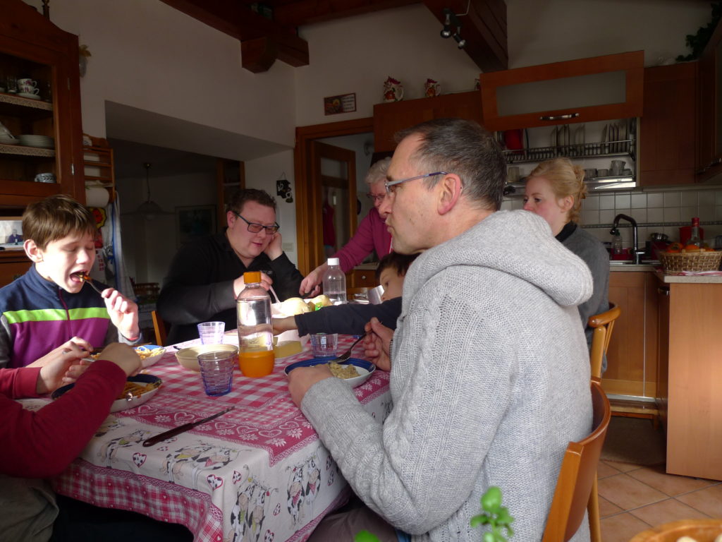 Die Ragazzi der Familie Kammin besuchten Familie Belfi in den Dolomiten. Foto: Familie Kammin