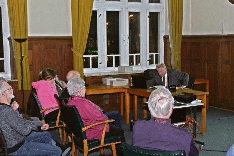 Kulturkreis: Im Spiegel der Karikaturen