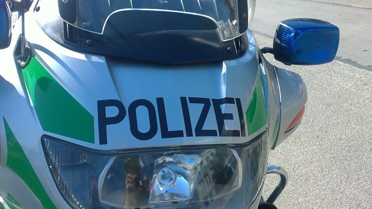 Unfallflucht an der Dreherstraße: Polizei sucht nach Zeugen