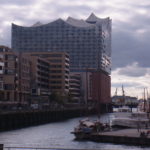 Blick von Süden auf die Elbphilharmonie in Hamburg. Foto: Peter Klohs