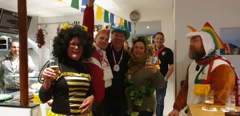 Karneval in Lennep: Die Sessionseröffnung