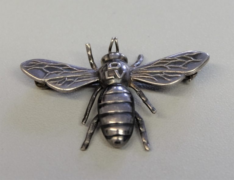 Wermelskirchen: Schmuckbesitzer*in gesucht