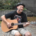 Jochen Wingsch aka Papa Jo’s One Man Acoustic Jam. Foto: Peter Klohs