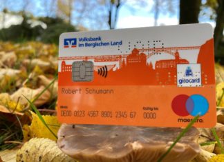 Die neue girocard (Debitkarte) für die Kunden der Volksbank im Bergischen Land – die bergische Skyline zeigt die Verbundenheit mit der Region. Foto: Volksbank