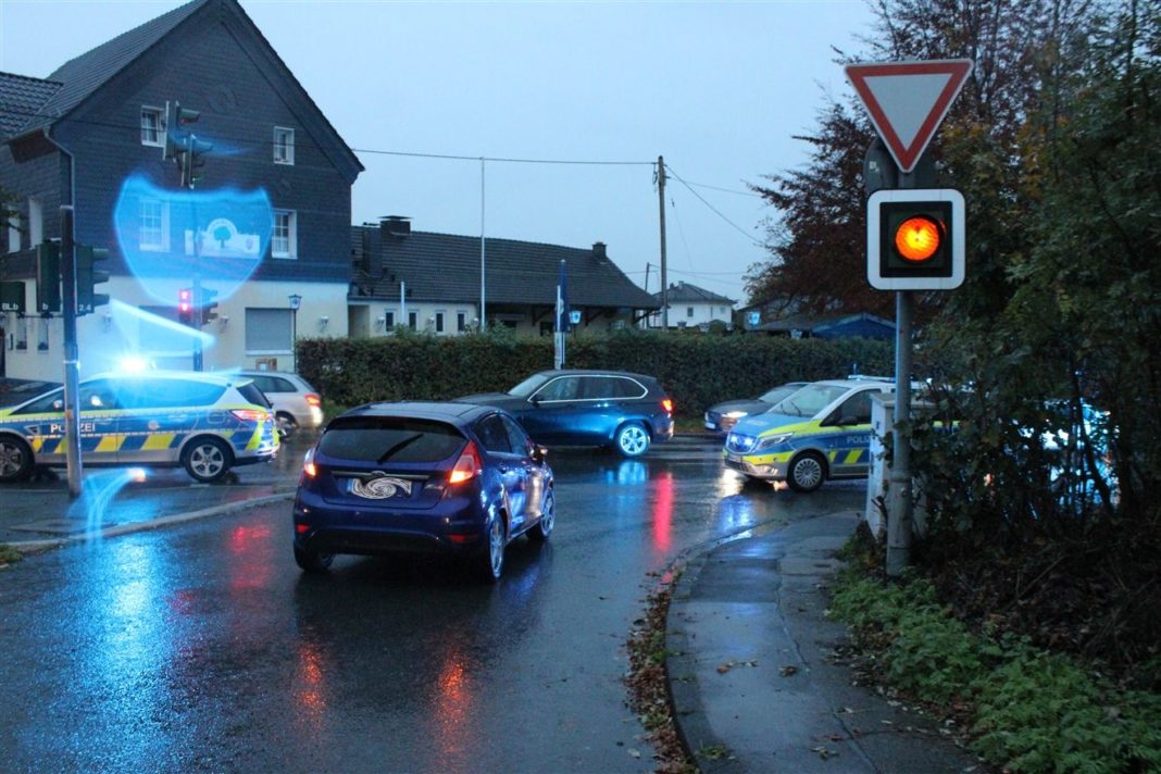 Verkehrsunfall mit Auto und Pedelec in Kürten-Spitze. Foto: Polizei RheinBerg