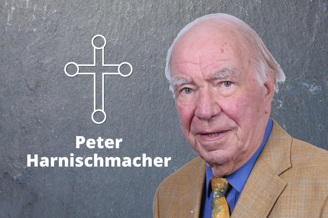 Remscheid Alt-Bürgermeister Peter Harnischmacher verstarb mit 85 Jahren.