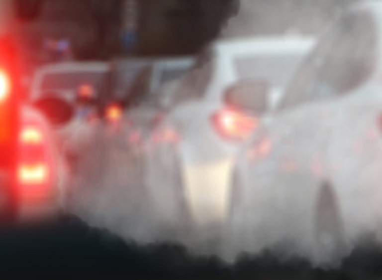 Umwelt- und klimaverträglich Autofahren im Winter