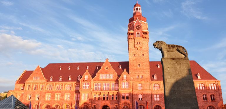 Ein Tag in Orange – Gewalt ist nie PRIVAT