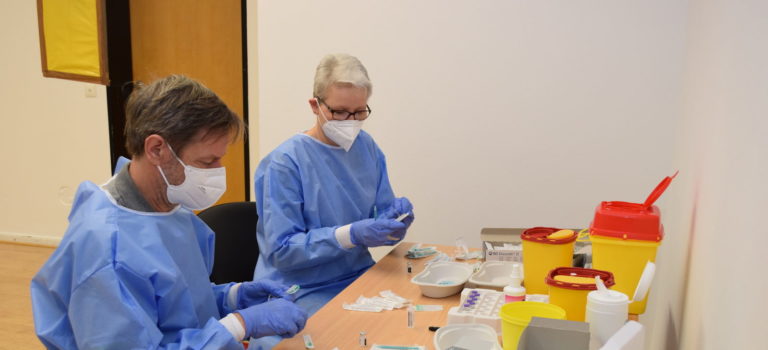 Corona: Impfung gestartet