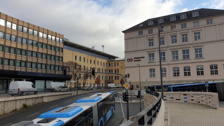 Appell: Corona-Schutz auch in Wohnanlagen