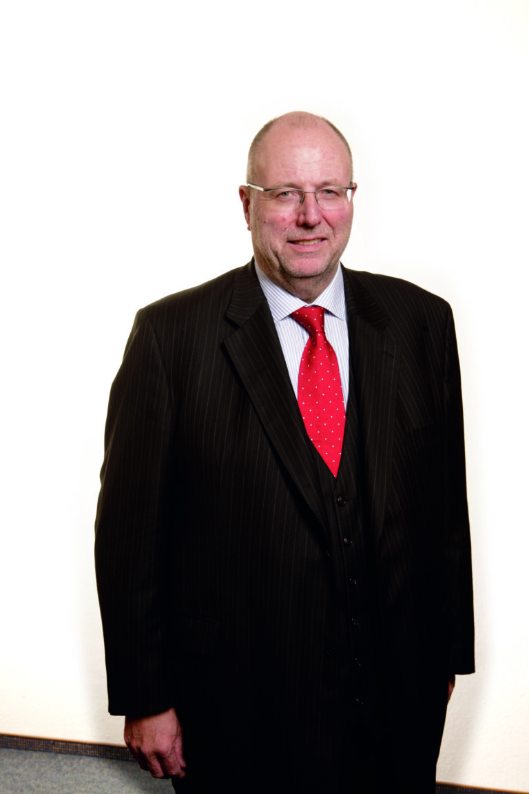 Bergische IHK trauert um Friedhelm Sträter