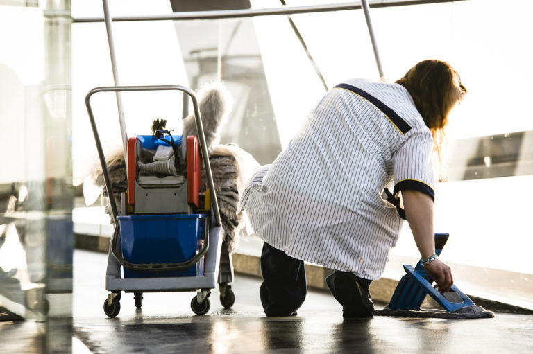 Beschäftigte müssen Maske oft aus eigener Tasche zahlen