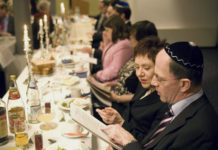 Feier des jüdischen Pessachfestes. © WDR/imago/epd