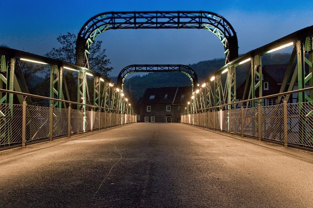 Die Kohlfurther Brücke in Wuppertal nach ihrer Sanierung. Foto: Christian Olsen - Eigenes Werk, CC BY 3.0