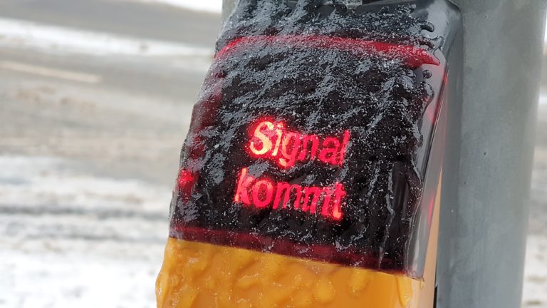 Good bye WhatsApp. Worauf Nutzer*innen beim Wechsel achten sollten