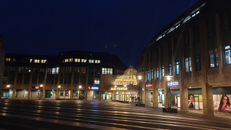 Corona-Testzentrum vergrößert