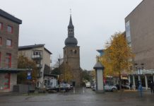 Die Evangelische Stadtkirche befindet sich in der Alte Bismarckstraße 6 in 42853 Remscheid. Foto: Sascha von Gerishem