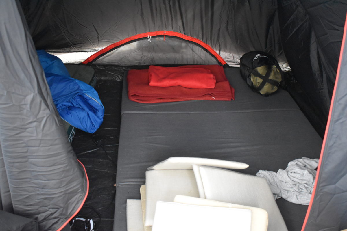 Ein Zelt ist für viele Menschen viel mehr als nur ein trockener Schlafplatz im Urlaub. Foto: Peter Klohs