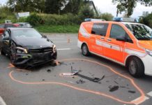 Schwerer Verkehrsunfall in Moitzfeld. Foto: Polizei RheinBerg