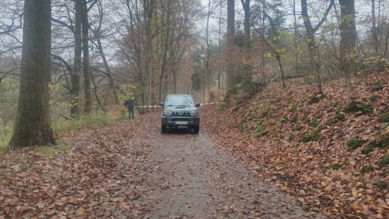 Schmittenbusch: Hauptweg gesperrt