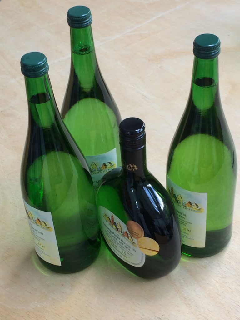 Schlappen und Holzklotschen – die ersten Sicherheitsschuhe