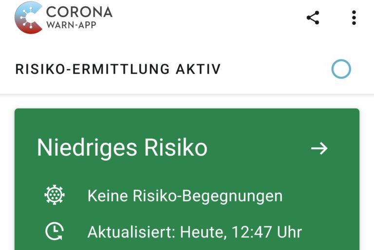 Remscheider Krisenstab wirbt für kostenfreie Corona Warn-App des Bundes