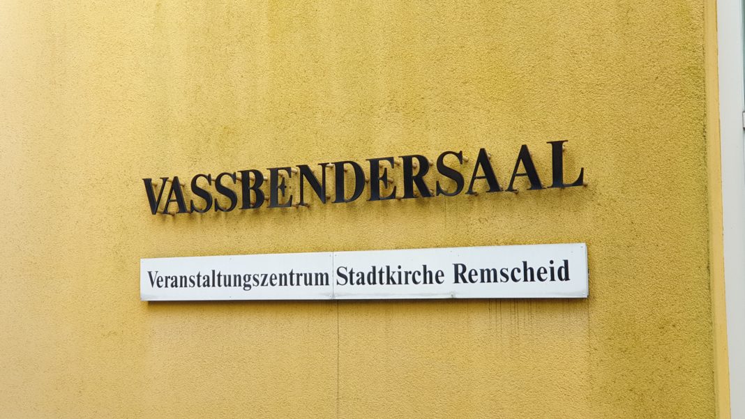 Der Vaßbendersaal ist das Veranstaltungszentrum der Evangelischen Stadtkirche (Citykirche Remscheid) und befindet sich am Ambrosius-Vaßbender-Platz in 42853 Remscheid. Foto: Sascha von Gerishem
