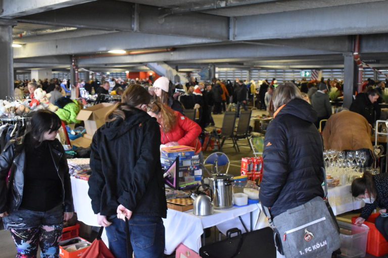 Klön & Klöngels: Trödelmarkt im Parkhaus