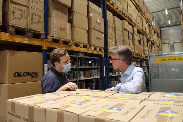 Das Bergische packt Pakete zum Überleben