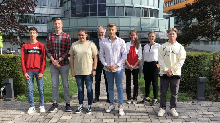 Stadtwerke Remscheid: Sechs neue Auszubildende