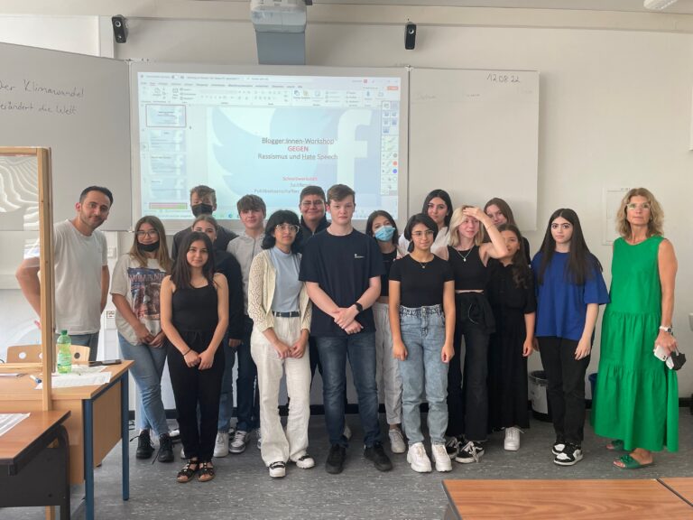 Schüler*innen wird im Alltag Rassismus bewusst