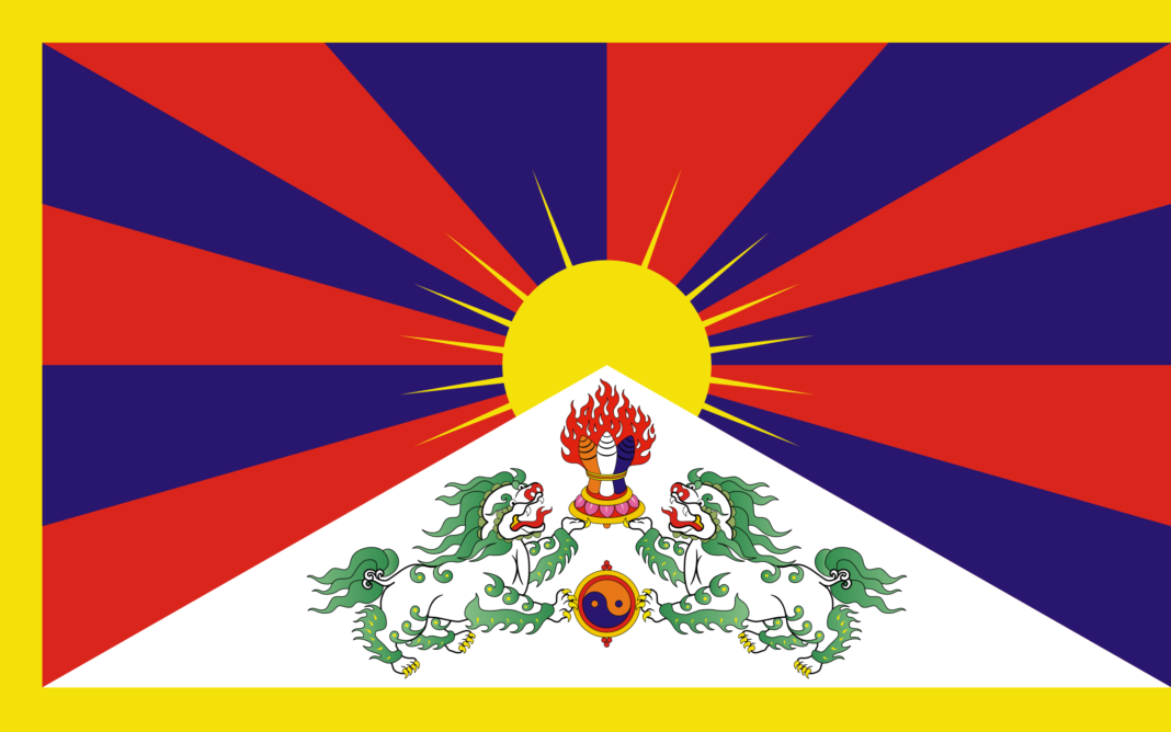 Die historische Flagge Tibets – verwendet von der tibetischen Exilregierung. Ihr Besitz ist in der Volksrepublik China verboten.
